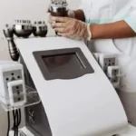 استخدام منشی، اپراتور لیزر، ادمین و بازاریاب جهت کلینیک مجهز در خیابان ارباب اصفهان