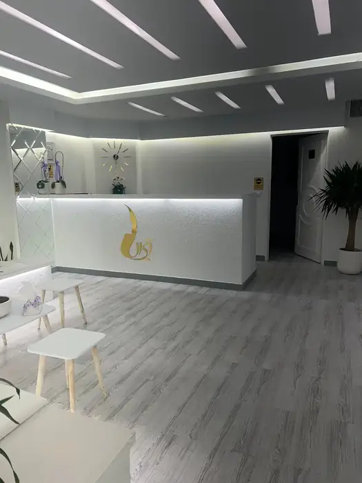 استخدام اپراتور لیزر جهت کلینیک زیبایی واقع در شهرک غرب تهران