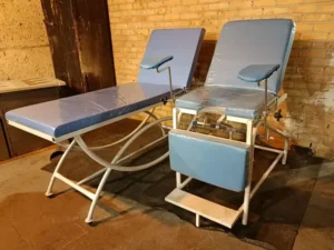 تولید کننده انواع تجهیزات بیمارستانی و هتلینگ در خاوران تهران