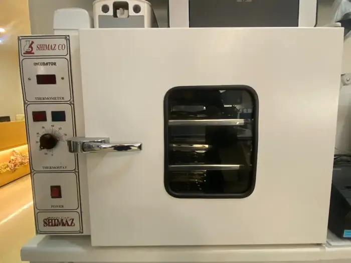 فروش فوری و یکجا تجهیزات آزمایشگاه در میرداماد تهران