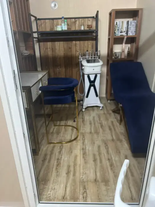 استخدام پزشک زیبایی جهت کلینیک مجهز و تخصصی زیبایی در قم