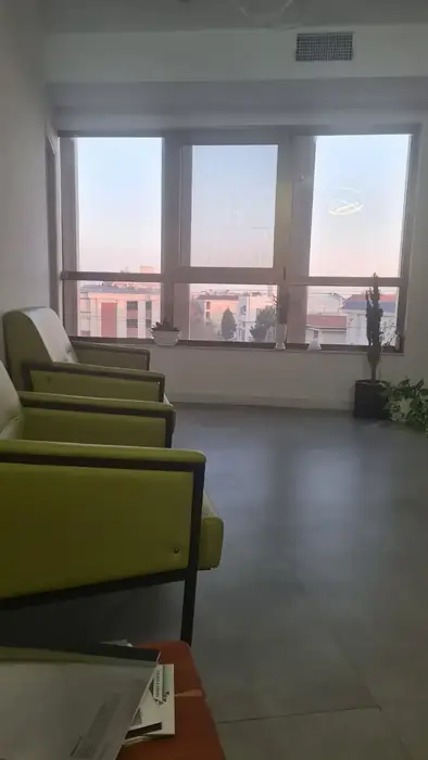 اجاره اتاق 12متری از مطب مجهز پوست و زیبایی در مهرشهر کرج