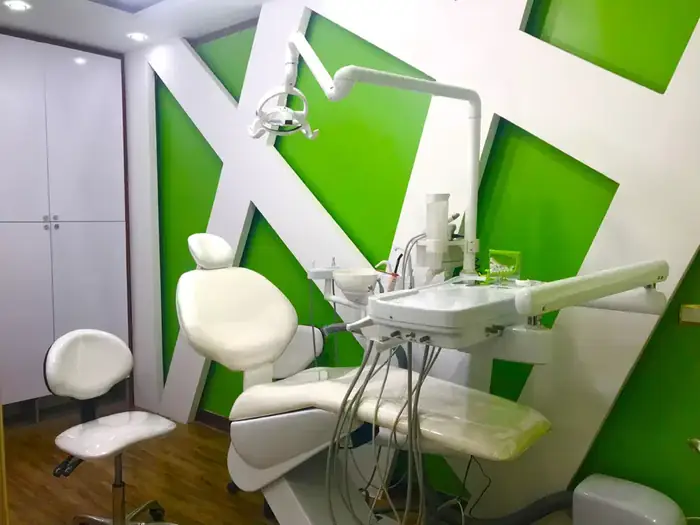 استخدام دندانپزشک مسلط به امور زیبایی جهت کلینیک لوکس و مجهز در پونک تهران