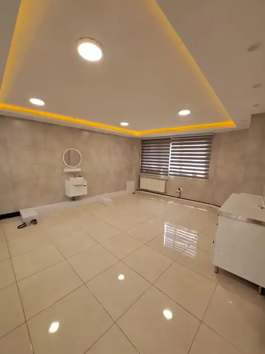 رهن مطب 70متری از ساختمان پزشکان در ملاصدرا شیراز