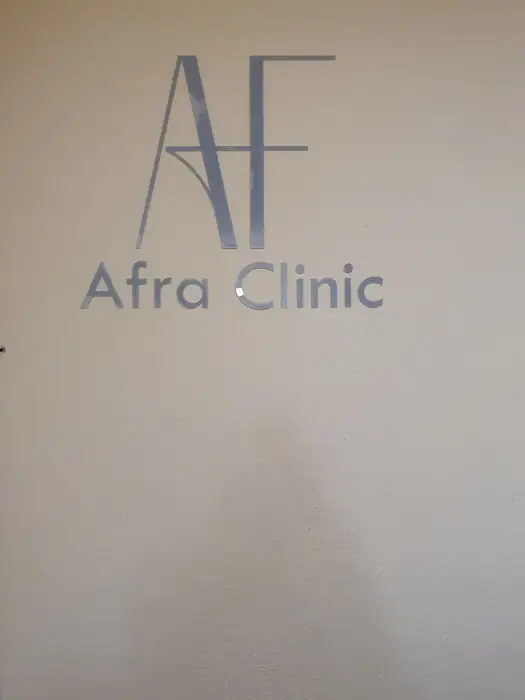 استخدام اپراتور لیزر مسلط به دستگاه رولی جهت کلینیک زیبایی در تنکابن استان مازندران