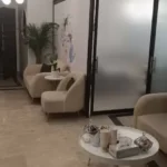 واگذاری کلینیک 100متری با 3اتاق و 2سال فعالیت در حوزه زیبایی، لیزر و فیشیال در تهران