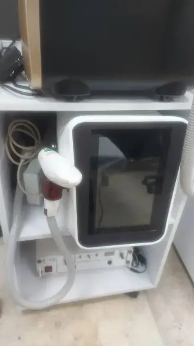 فروش تجهیزات پزشکی در زعفرانیه تهران