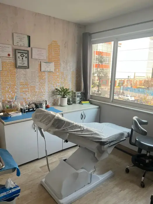 استخدام دستیار پزشک خانم جهت کلینیک زیبایی در بلوار دریا تهران