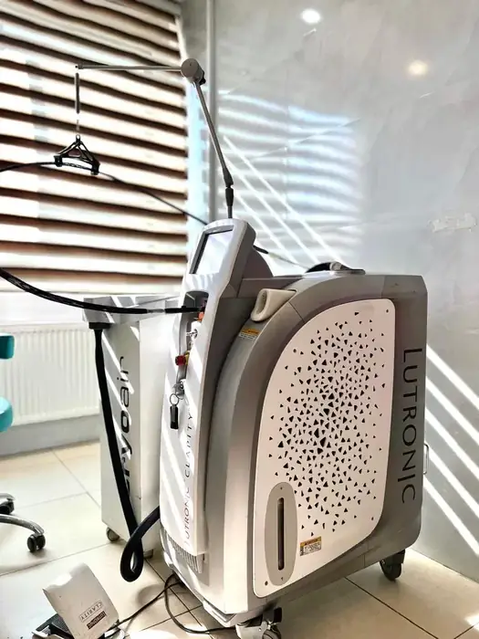 استخدام اپراتور لیزر آقا جهت کلینیک زیبایی در ارومیه