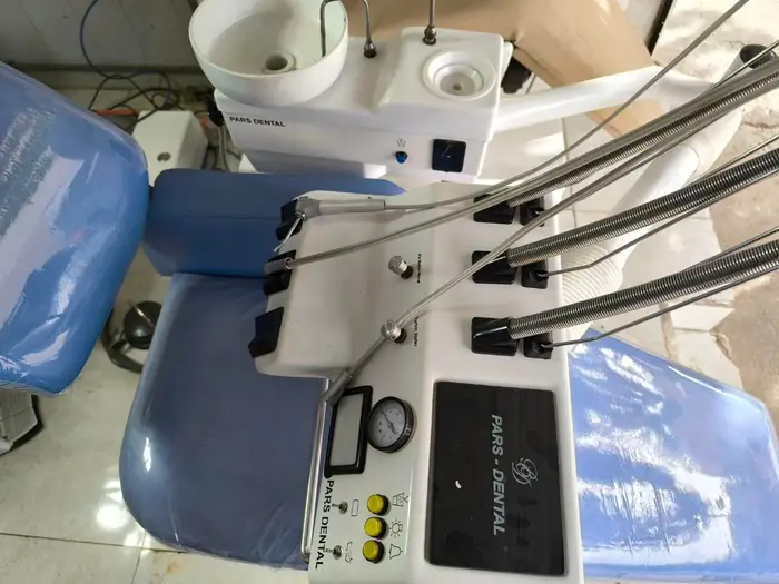 فروش یونیت دندانپزشکی، اتوکلاو و رادیوگرافی در خرم‌آباد