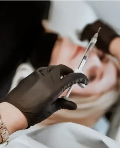 استخدام پزشک عمومی جهت کلینیک زیبایی در شهریار