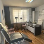 استخدام پزشک عمومی مسلط به تزریقات زیبایی جهت کلینیک خوشنام در مشهد