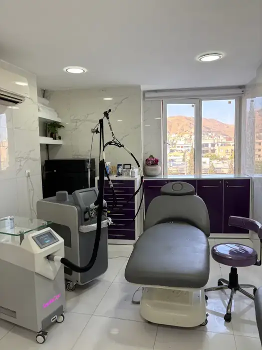 استخدام اپراتور لیزر خانم جهت کلینیک در ستارخان شیراز