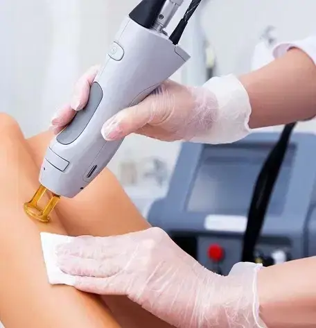 استخدام اپراتور لیزر خانم و آقا جهت مرکز پوست، مو و زیبایی در تهران