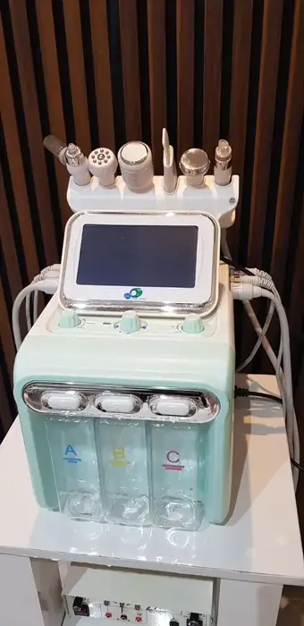 فروش تجهیزات و امتیازات مطب زیبایی فعال در اردبیل