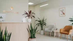 استخدام منشی و مدیر جهت کلینیک زیبایی در ملاصدرا شیراز