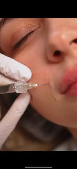 استخدام پزشک عمومی مسلط به امور زیبایی جهت مطب زیبایی واقع در اندرزگو تهران