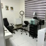 استخدام فیشیال کار با سابقه جهت کلینیک در محدوده شهرک ولیعصر تهران