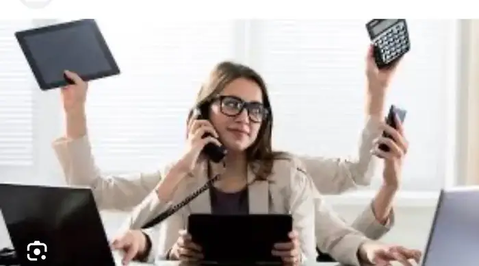 استخدام مدیر داخلی جهت کلینیک پوست و مو در مشهد