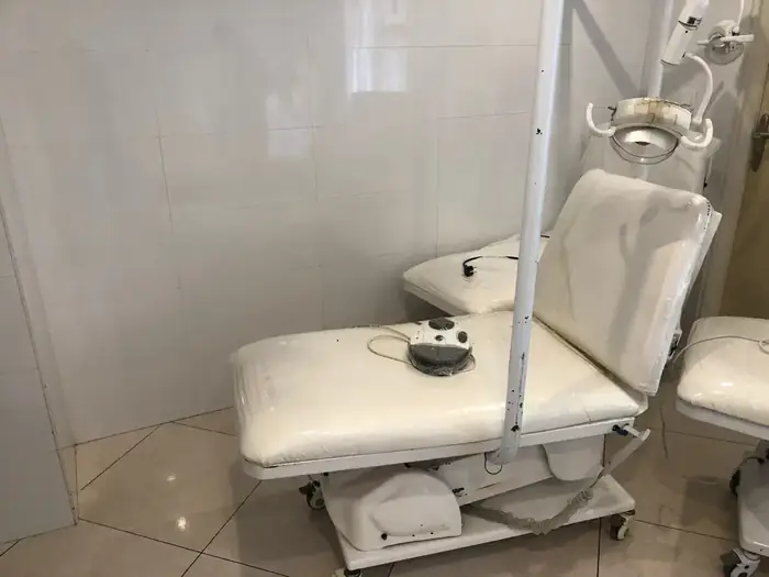 استخدام تکنسین کاشت مو جهت بهترین درمانگاه تخصصی پوست و مو در شیراز