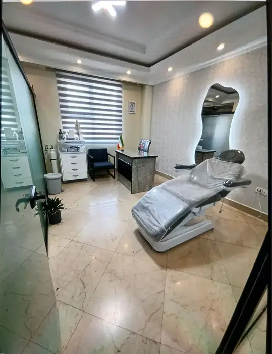 استخدام پزشک زیبایی جهت کلینیک معتبر در تهران