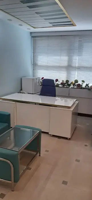 استخدام پزشک عمومی جهت مطب پوست و مو و زیبایی در اختیاریه تهران