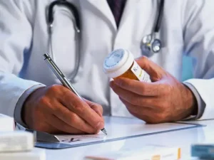 استخدام پزشک به عنوان مسئول فنی کلینیک ترک اعتیاد در اسلامشهر