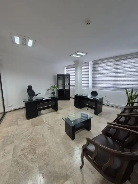 اجاره واحد اداری 80متری مناسب مطب در شریعتی تهران