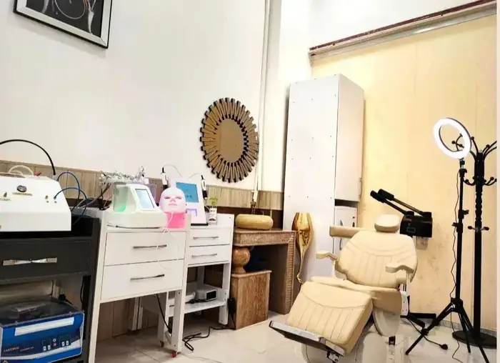 استخدام اپراتور و منشی جهت کلینیک لیزر فعال در بم استان کرمان