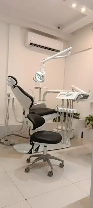 فروش تجهیزات نو و کارکرده دندانپزشکی در بجنورد استان خراسان شمالی