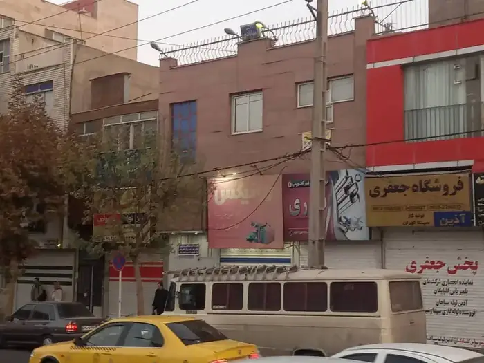 اجاره واحد اداری 110متری با سابقه مطب در کرج