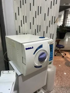 فروش یونیت و تجهیزات‌ مطب‌ دندانپزشکی در مشهد