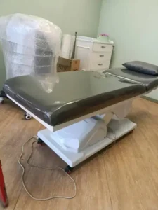 فروش تعدادی وسایل مطب در کرمان