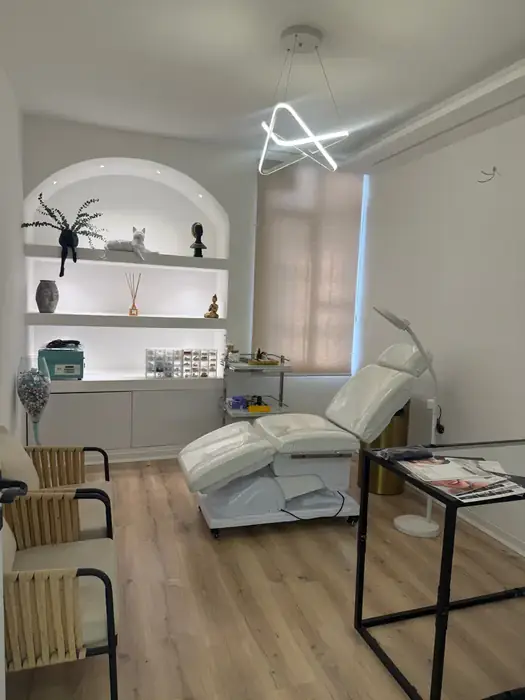 استخدام پزشک مسلط به تزریقات زیبایی جهت کلینیک تازه تاسیس سانیل در تهران