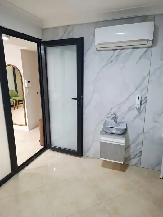 اجاره اتاق 10متری از مطب زیبایی در ملاصدرا شیراز