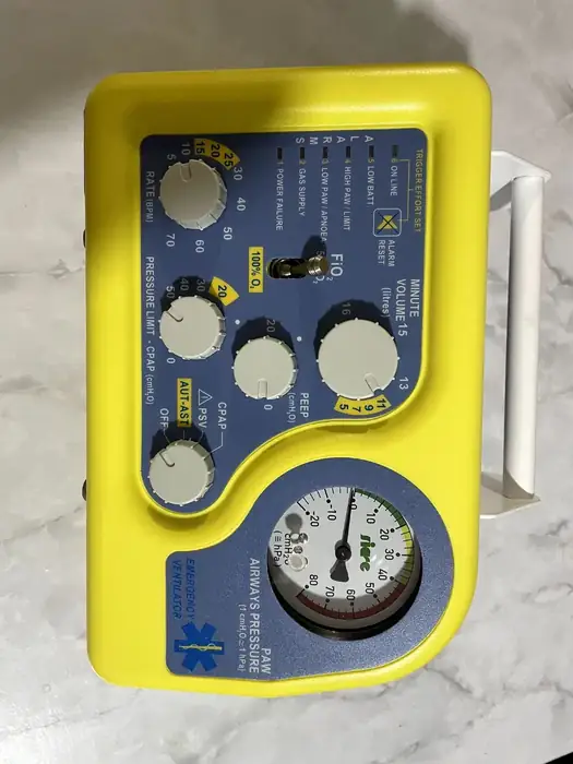 فروش تجهیزات پزشکی کاملا نو زیر قیمت بازار در کرمان