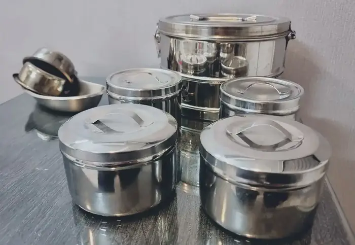 فروش وسایل استیل پرستاری کاملا نو در مشهد