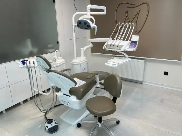 واگذاری مطب دندانپزشکی در جمهوری تهران