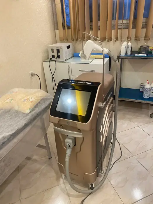 واگذاری اتاق از کلینیک زیبایی جهت کاشت مو در خیابان فرهنگ ارومیه