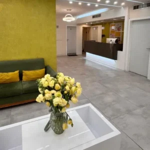 استخدام مسئول پذیرش جهت کلینیک زیبایی معتبر در اصفهان