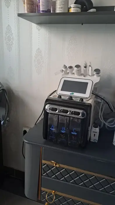 فروش و واگذاری صفر تا صد کلینیک پزشکی و زیبایی بصورت کلی و جزئی با نازلترین قیمت در گرگان