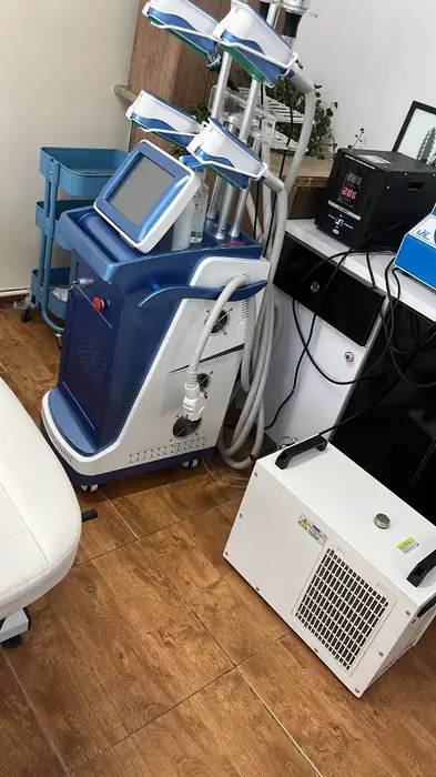 فروش تمامی تجهیزات کلینیک زیبایی در تبریز