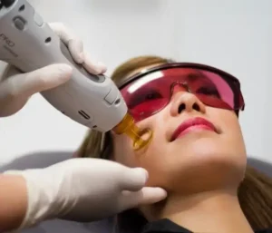 استخدام اپراتور لیزر جهت کلینیک زیبایی در تهران