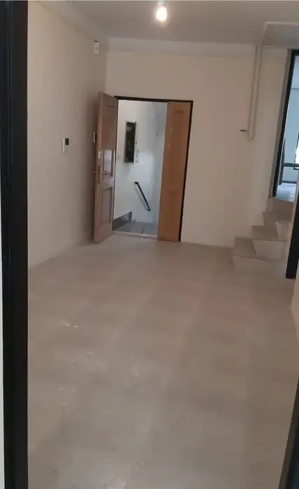 اجاره واحد 102متری مناسب مطب و داروخانه در عباس آباد تهران