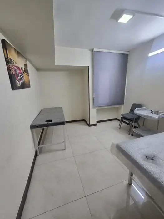 اجاره اتاق 10متری از مطب زیبایی در اصفهان