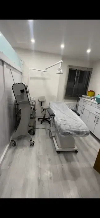 اجاره اتاق 14متری به لاین لیزر در اصفهان