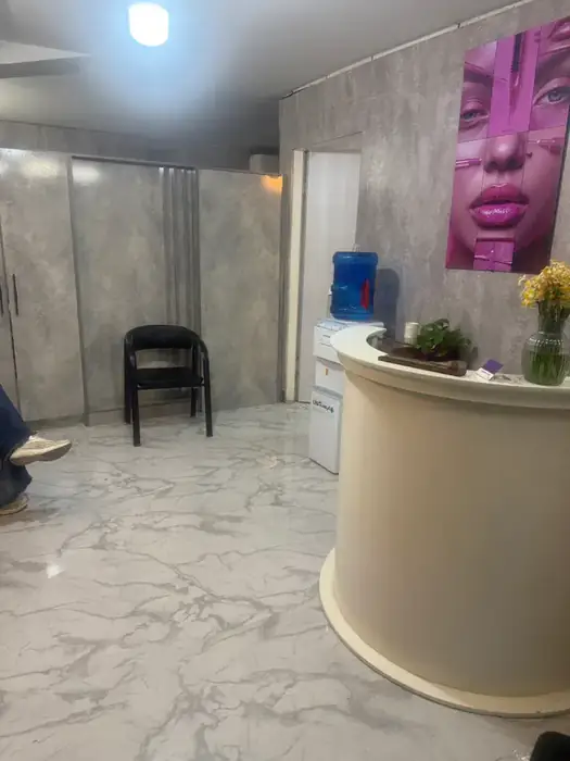 اجاره لاین زیبایی از مطب فعال در اصفهان