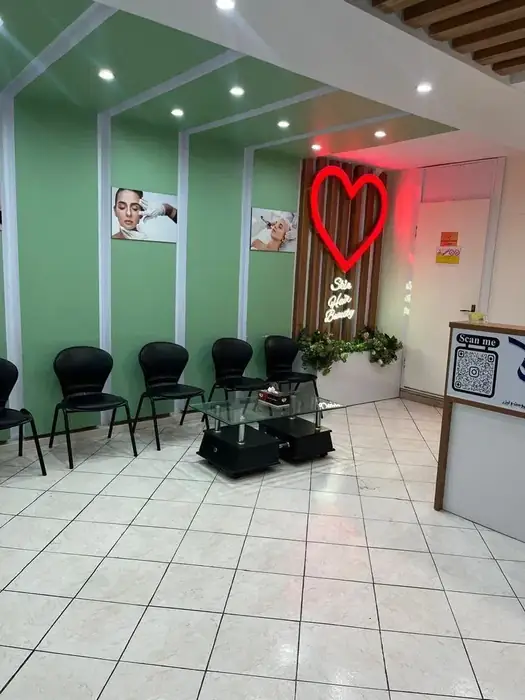 استخدام پزشک عمومی جهت مطب زیبایی در تهران