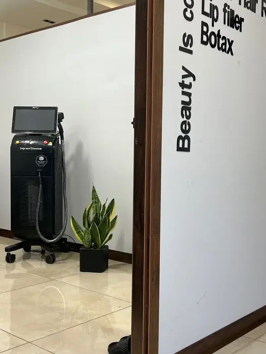 اجاره اتاق 12متری از مطب پزشک در شیراز