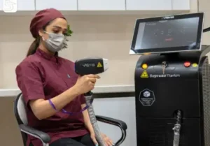 اپراتور لیزر هستم دارای دستگاه آماده همکاری با کلینیک ها در اهواز